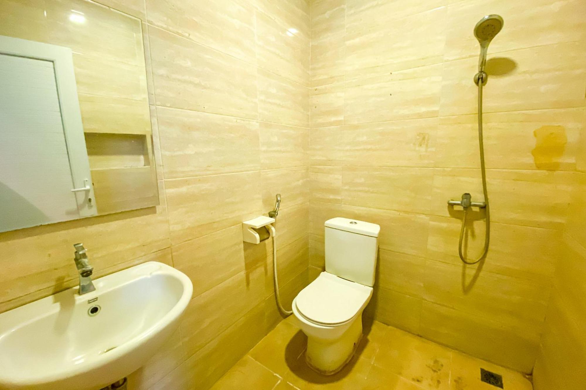 Reddoorz At Sentosa Jaya Helvetia Hotel Medan Buitenkant foto